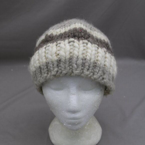 Vintage Cowichan Toque - Stripe Pattern - Adult One Size - Picture 1 of 4
